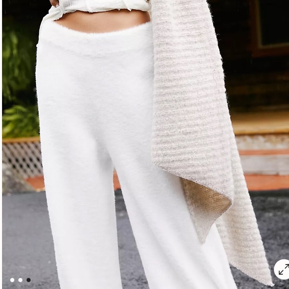FREE PEOPLE Girls Night In Wide leg Pants in Fuzzy Medium - Picture 2 of 3